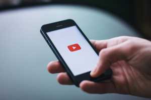 YouTube gets shared playlists and a sleep timer in latest update