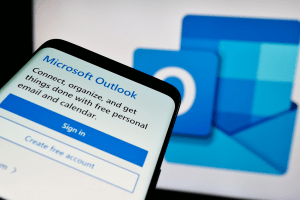 Microsoft Outlook crashing when copying email text? Here's what you can do